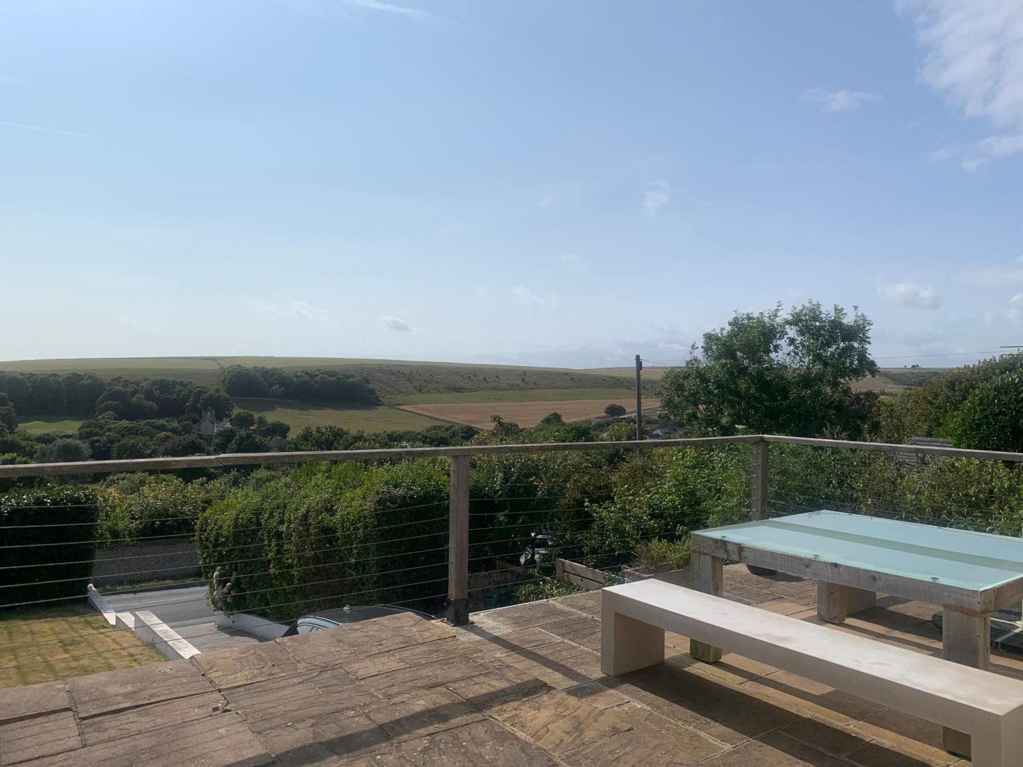 Sanctuary By The Sea With Large Room Including Lounge, Bathroom, Direct Garden Access & Free Parking Brighton Exterior photo